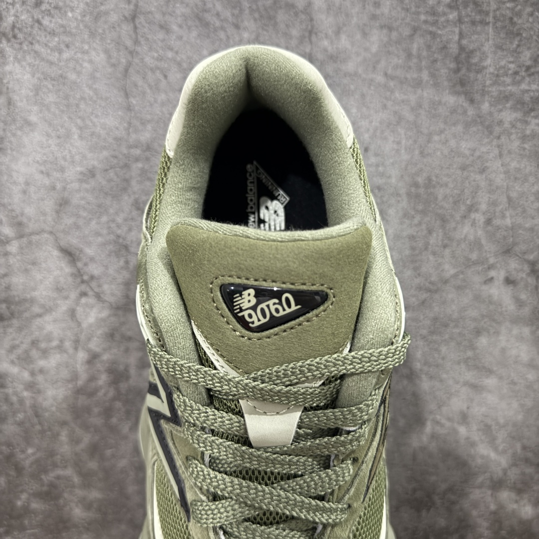 图片[8]-【纯原版】 New Balance NB9060 联名款 复古休闲运动慢跑鞋 墨绿色U9060ZGD 全套原楦原纸板原厂数据开发 进口三明治网面 原装进口翻毛皮料正确绒感卡色 正确中底拉帮中底网布细节 原厂标裁 带紫光防伪 定制后跟透明水晶模块 冲裁组合 大底贴合程度胶水上色把控完美 整洁度挑战全网艺术家 多道序QC把关品质完善 匠心打造 耗时两个月开发完成 工艺极其复杂难度可想而知 新开独立私模大底 全网唯一正确六层组合大底 高端零售专供产物 尺码：36 37 37.5 38 38.5 39 40 40.5 41 42 42.5 43 44 45 46.5-选品中心