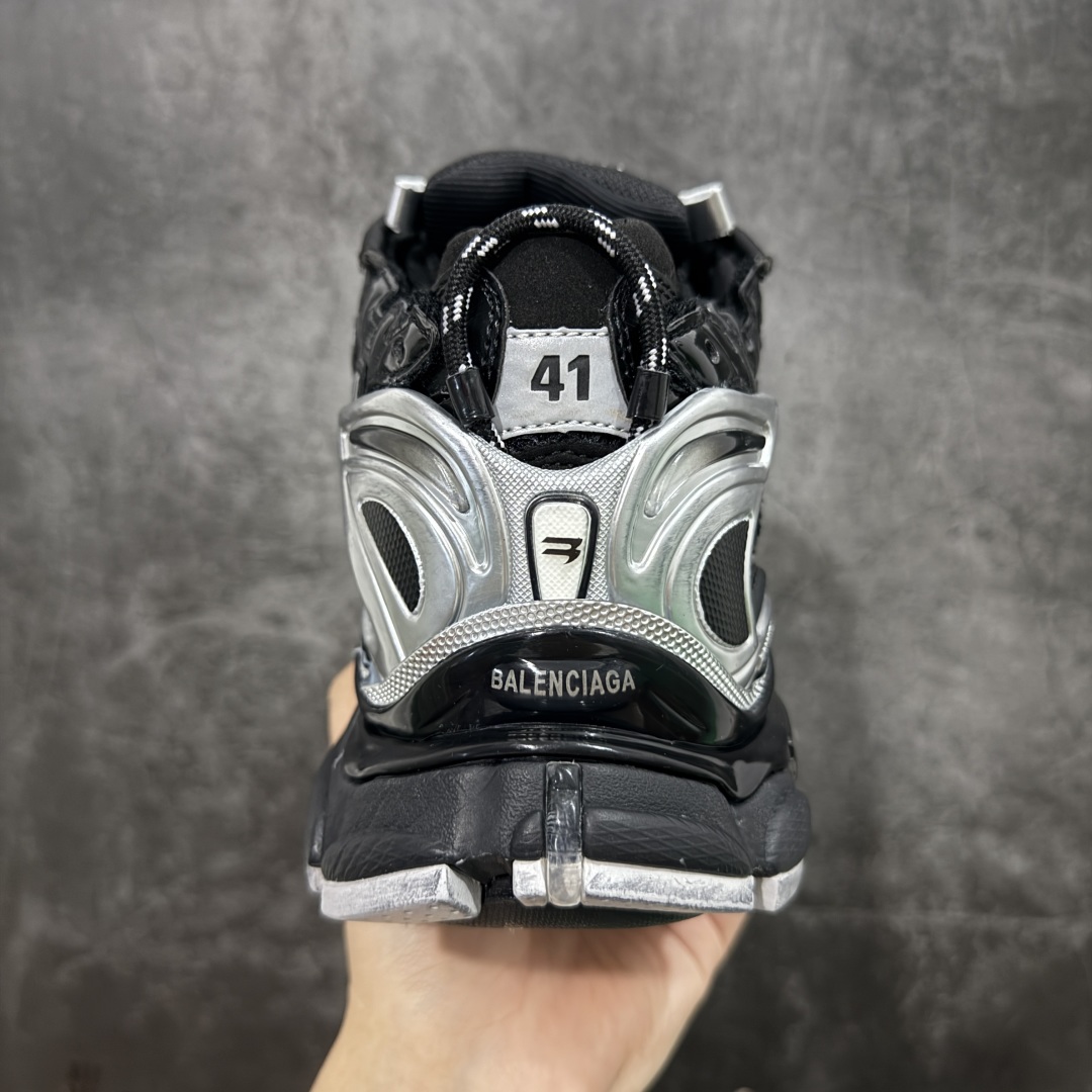 图片[4]-【纯原VG版本】Balenciaga Runner 巴黎世家7代 破坏风 手工做旧款复古老爹鞋 全新外贸版本 核心配合工厂优势供应 该款是通过溢胶 做旧 缝线等细节 展示了设计师 Demna的运动鞋风格 传递复古感 后侧板 翘起的鞋头 展示了 Demna 在结构上的未来构想 尺码：35 36 37 38 39 40 41 42 43 44 45 46-选品中心