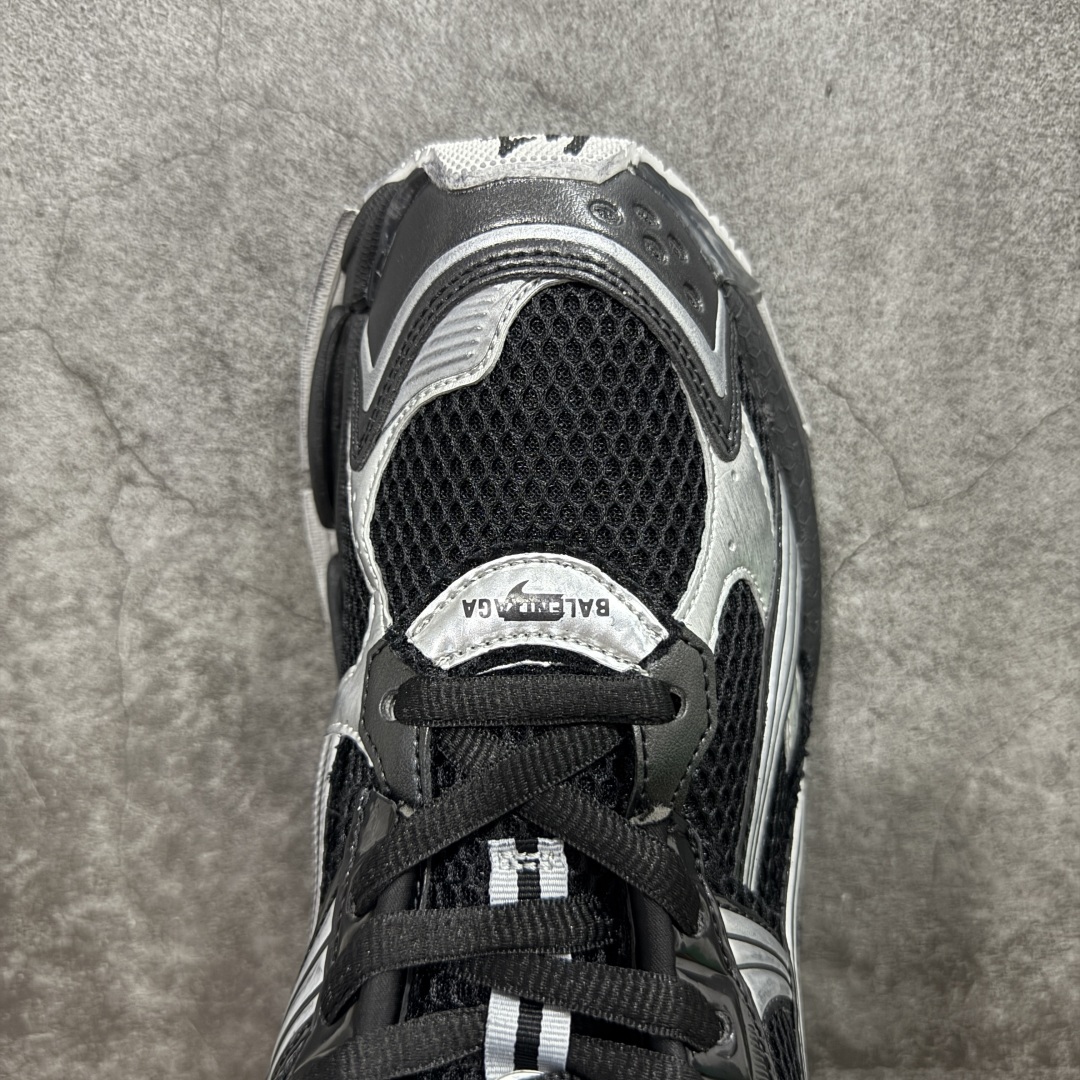 图片[5]-【纯原VG版本】Balenciaga Runner 巴黎世家7代 破坏风 手工做旧款复古老爹鞋 全新外贸版本 核心配合工厂优势供应 该款是通过溢胶 做旧 缝线等细节 展示了设计师 Demna的运动鞋风格 传递复古感 后侧板 翘起的鞋头 展示了 Demna 在结构上的未来构想 尺码：35 36 37 38 39 40 41 42 43 44 45 46-选品中心