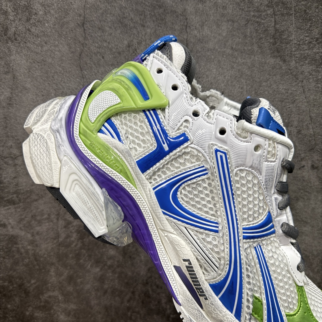 图片[7]-【纯原VG版本】Balenciaga Runner 巴黎世家7代 破坏风 手工做旧款复古老爹鞋 全新外贸版本 核心配合工厂优势供应 该款是通过溢胶 做旧 缝线等细节 展示了设计师 Demna的运动鞋风格 传递复古感 后侧板 翘起的鞋头 展示了 Demna 在结构上的未来构想 尺码：35 36 37 38 39 40 41 42 43 44 45 46-选品中心