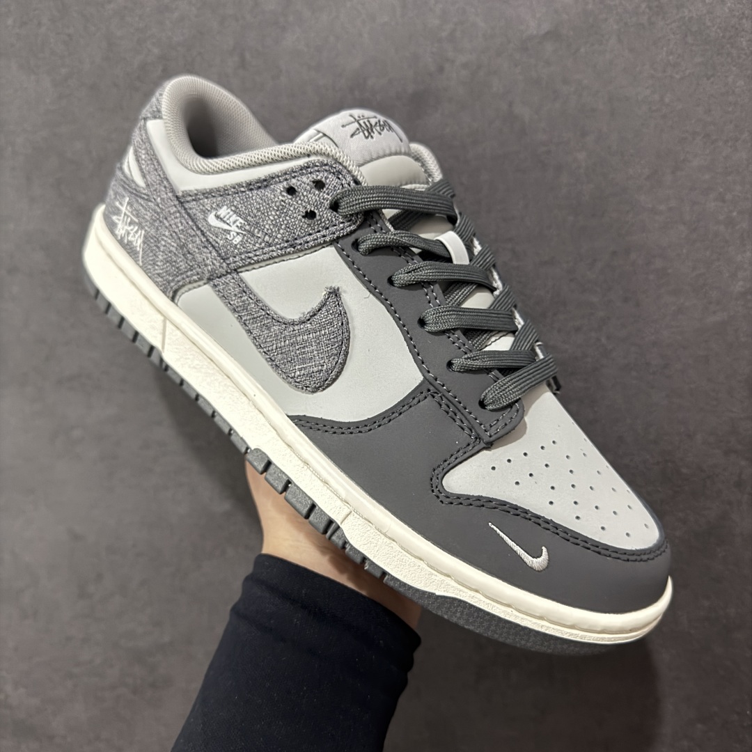  
【定制版】Stussy x Nk SB Dunk Low 定制配色 斯图西联名 Dunk系列复古低帮