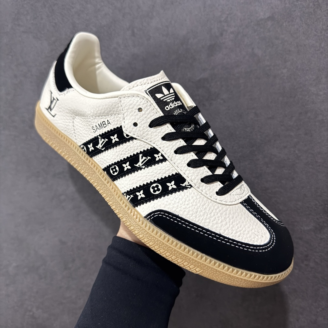 图片[3]-【定制版】adidas originals Samba OG x Louis Vuitton 黑白 桑巴舞系列复古经典轻便板鞋 此款以简约大方的造型设计 给人以随性休闲的时尚格调 穿着舒适轻便，运动灵活自如 满足日常个性穿搭 货号：DX0003 尺码：36 36.5 37 38 38.5 39 40 40.5 41 42 42.5 43 44 44.5 45-选品中心