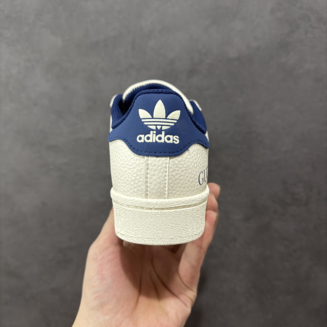  
【定制版】AD Originals Superstar x GUCCI 白蓝
采用全新头层拼接皮革材