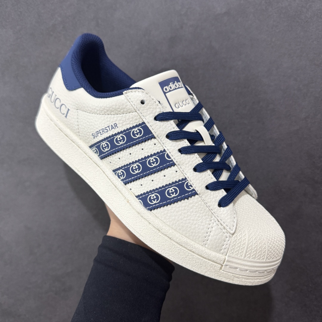  
【定制版】AD Originals Superstar x GUCCI 白蓝
采用全新头层拼接皮革材