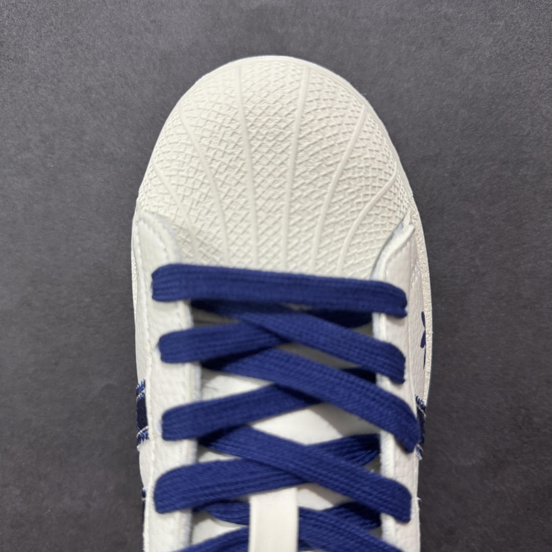  
【定制版】AD Originals Superstar x Paris 白蓝
采用全新头层拼接皮革材