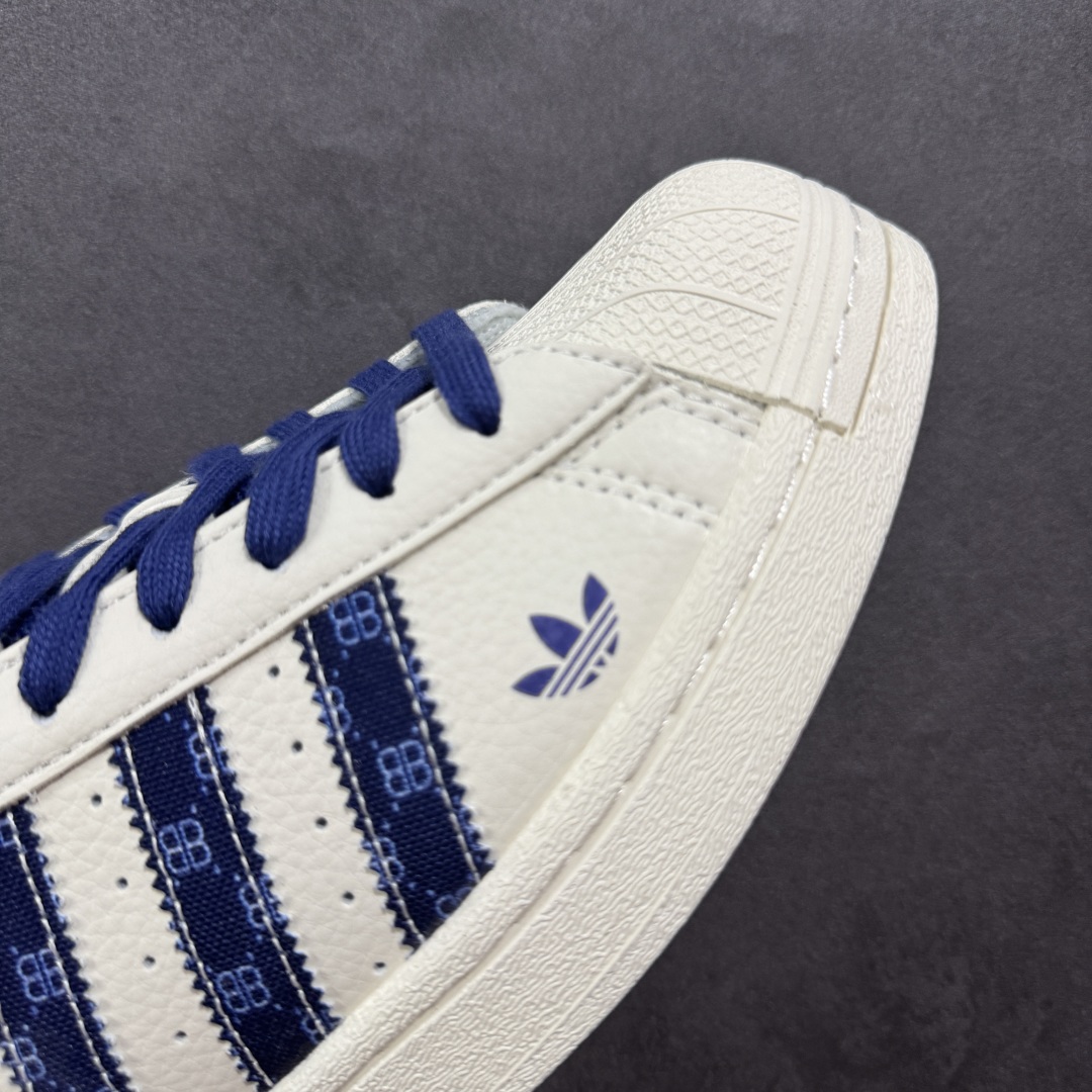  
【定制版】AD Originals Superstar x Paris 白蓝
采用全新头层拼接皮革材