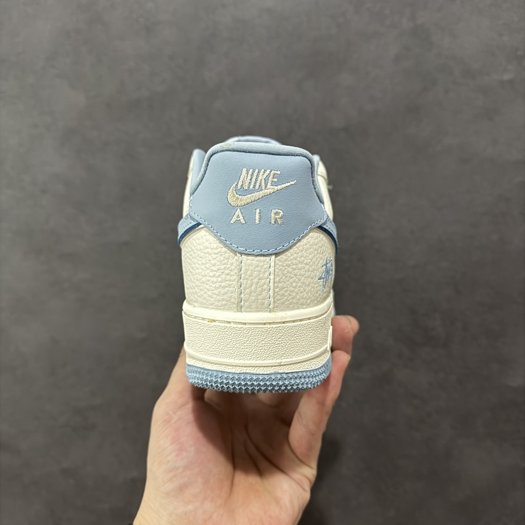 图片[4]-【定制版】Nike Air Force 1 Low 07 x Stussy 白蓝小勾 原楦头原纸板 打造纯正低帮空军版型 专注外贸渠道 全掌内置蜂窝气垫 原盒配件 原厂中底钢印、拉帮完美 货号：KK1988-090 尺码：36 36.5 37.5 38 38.5 39 40 40.5 41 42 42.5 43 44 44.5 45-选品中心