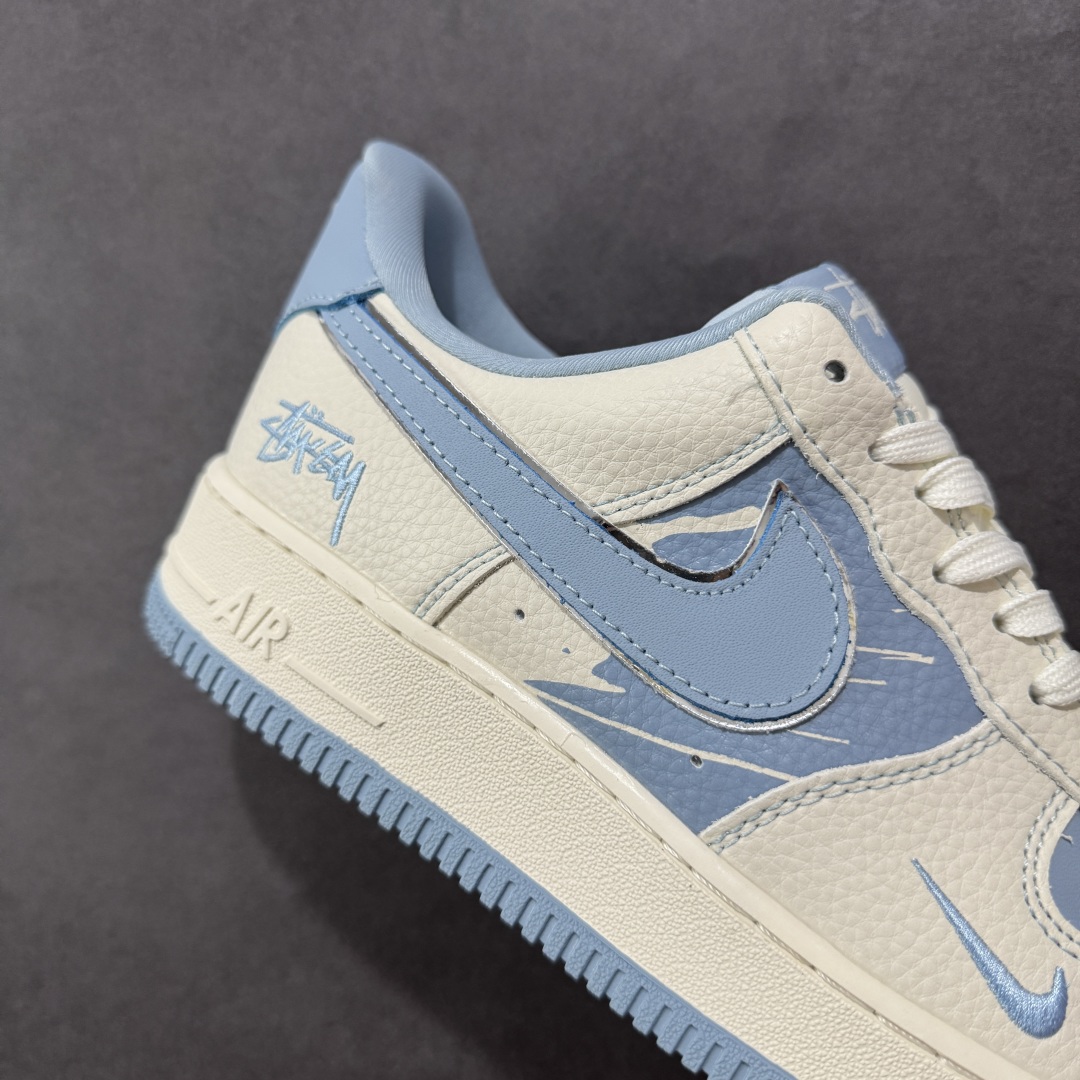 图片[6]-【定制版】Nike Air Force 1 Low 07 x Stussy 白蓝小勾 原楦头原纸板 打造纯正低帮空军版型 专注外贸渠道 全掌内置蜂窝气垫 原盒配件 原厂中底钢印、拉帮完美 货号：KK1988-090 尺码：36 36.5 37.5 38 38.5 39 40 40.5 41 42 42.5 43 44 44.5 45-选品中心