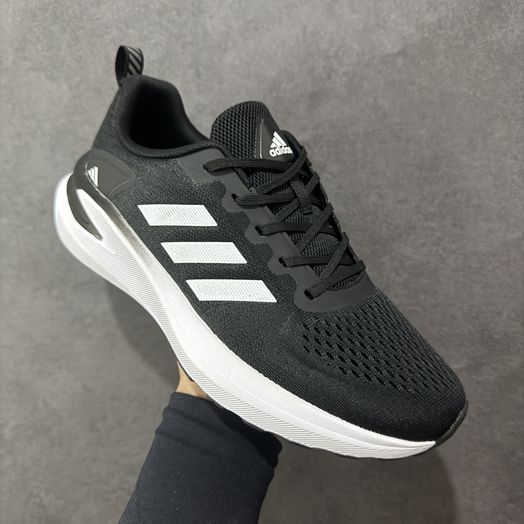 图片[3]-【公司级】AD Supernova Rise 阿迪全新休闲轻跑鞋 款鞋采用了Dreamstrike+ 中底 将缓冲材质与柔软的织物相结合 以最大限度地减少刺激性摩擦和慢跑后水泡的可能性 在美学方面 Supernova Rise 从自然和生物中汲取灵感 如深色底色和半绿色细节 货号：D68961 尺码：40-45-选品中心