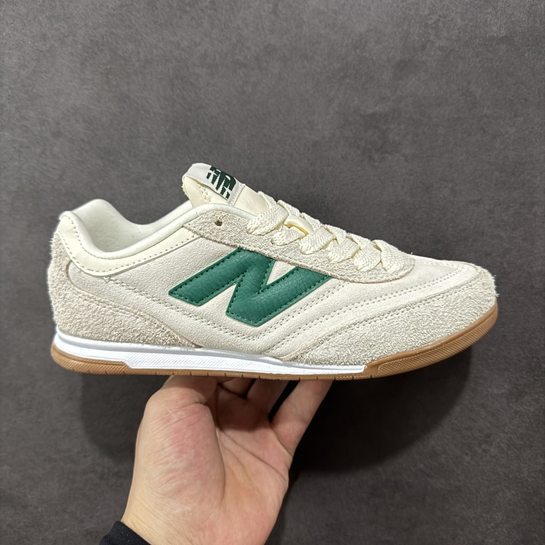 【公司级】NEW BALANCE 42 新百伦 小红书爆款 新款百搭休闲款运动板鞋 透气轻质系带轻便慢跑鞋,NEW BALANCE 是世界四大休闲鞋类品牌之一,旗下鞋款具有重量轻、材质柔软灵活、穿着舒适的特点。此款NEW BALANCE采用透气网布拼接工艺,整体高端时尚 简约大气 防滑舒适! 类型:男女鞋 货号:URC42HG 尺码:36-45含半码-选品中心