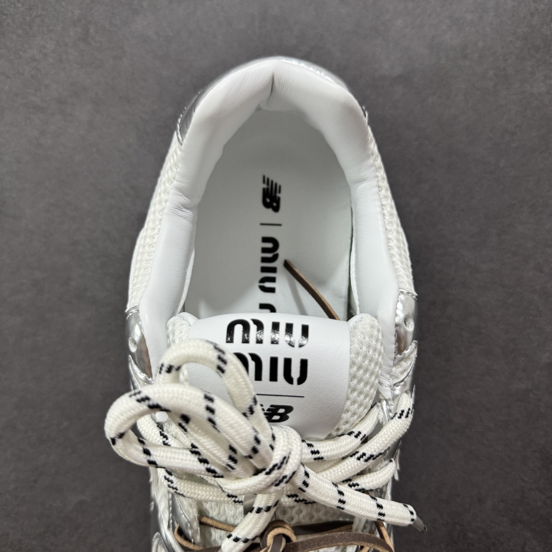 图片[7]-【福利特价】Miumiu x New Balance NB530 新百伦缪缪联名款复古运动鞋 全套原楦原纸板原厂数据开发 原厂三文治网纱 原装进口羊皮加羊反绒正确绒感卡色 正确中底拉帮中底纸板满印细节 冲裁组合 匠心打造 耗时两个月开发完成 工艺极其复杂难度可想而知 正确私模大底 跑量专用 尺码：36-45-选品中心