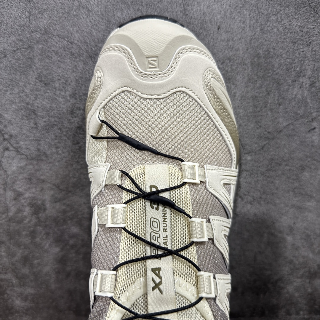 图片[5]-【绿x版】SALOMON XA Pro 3D ADV 萨洛蒙潮流越野机能户外功能鞋 石灰色 478848 新配色出货 纯原外贸平台特供订单 耗时半年巨作 全套原纸板楦头开发 原厂特供网布配套加持 确保原汁原味 完美呈现版型 原档数据独家私模五层组合大底 男女鞋同步官方开发至46.5 原装Ortholite轻量化鞋垫 中底布带钢印编号 原厂TPU锁扣 进口港宝加持 后跟自然饱满 还原公司包裹性 鞋面采用SENSIFT贴合技术 全方位贴合包裹脚型 鞋跟部鞋底牵引设计 提供强大的抓地性能 更适应野外崎岖不平的道路 其3D ADVANCED CHASSIS底盘 材料轻量大化 钉齿设计更具稳定性 防护性 鞋底易磨损区运用CONTAGRIP高耐磨材料 应对城市硬质路面长距离跑考验 尺码：36 36.5 37.5 38 38.5 39 40 40.5 41 42 42.5 43 44 44.5 45 46 46.5-选品中心