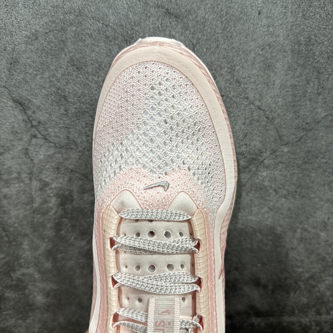 图片[5]-【H11纯原】Nike Pegasus Premium Airscape 舒适百搭减震防滑耐磨透气 低帮跑步鞋     低帮跑步鞋，粉色配色，简约又不失活力，上脚超吸睛。  它不仅颜值高，性能更是一绝！  全掌气垫科技，减震防滑超耐磨，每一步都能感受到强劲回弹，给双脚舒适支撑。  透气鞋面，跑步时双脚也能自由呼吸。    #独家原包 原底原料 开模打造  #原厂鞋标 高精密准度  #原楦原纸板开发 匹配原版98%以上  #后跟弧度 正确呈现  #原厂皮料 质感无敌  #皮料切割干净 无任何毛边 清洁度细节完美    货号：HQ2593-601    尺码：36 36.5 37.5 38 38.5 39 40 40.5 41 42 42.5 43 44 45 46-选品中心