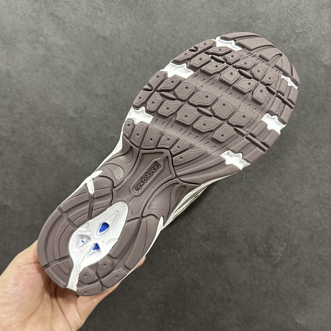 图片[9]-【公司级】New Balance NB740系列复古老爹风休闲运动慢跑鞋 原盒 原吊牌 组合大底 1：1制作 此款鞋采用近几年比较流行的版型设计，外观时尚大气，鞋底采用耐磨的材质，穿上它，让您在平时生活和工作中都会感觉到舒适的体验。 货号：U740PK2 尺码：36 36.5 37.5 38 38.5 39 40 40.5 41 42 42.5 43 44 44.5 45-选品中心