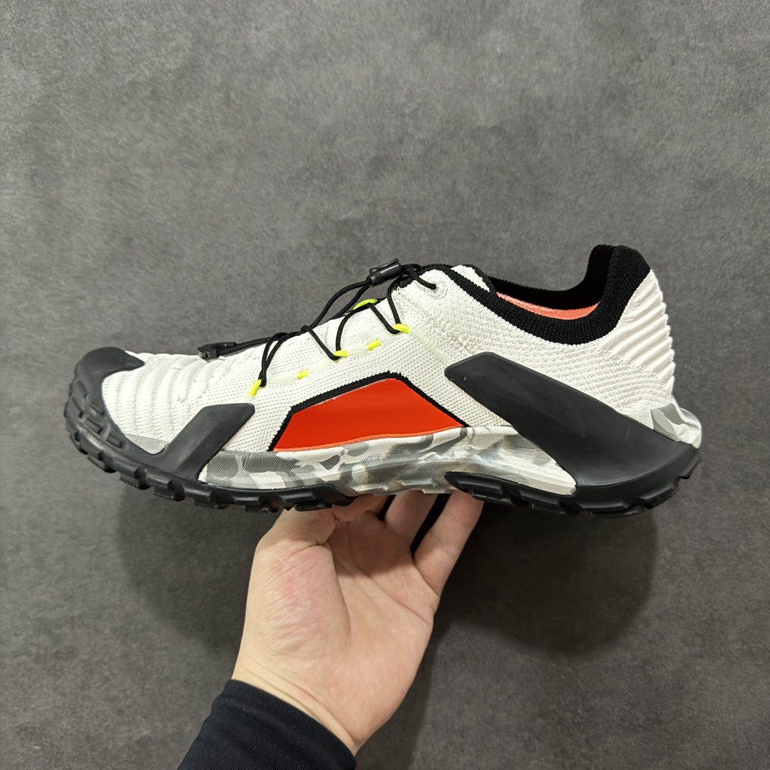 图片[2]-【公司级】MAMMUT猛犸象 Hueco Knit 2 登山靴多功能鞋履 独立私模 顶级复刻百分百还原# 应用BASE FIT 2.0专利技术 拥有优越的抓地力、护趾力和运动缓冲功能 可折叠鞋跟 透气针织鞋面 适合春夏与初秋季节的设计 即刻\”履\”行出发 尺码：36 36.5 37.5 38 38.5 39 40 40.5 41 42 42.5 43 44 44.5 45 46-选品中心