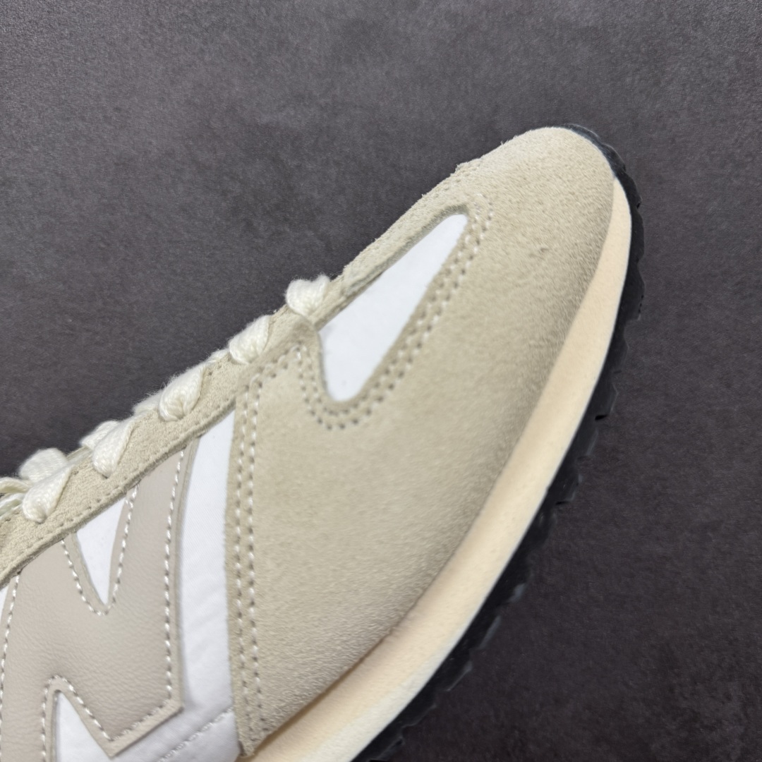 图片[5]-【K版】New Balance NB 471 系列 鞋款特别附赠两双带有品牌标识的限定配色鞋带，在色彩的变换间激发更多造型灵感 New Balance 471鞋款的诞生，不仅承载着New Balance对复古薄底跑鞋的创意诠释，更延续了品牌对经典设计的传承与致敬。 货号： U471AJ 尺码：36-45-选品中心