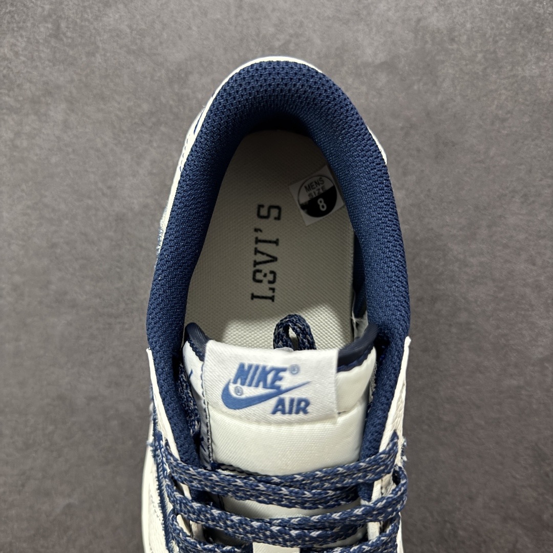 图片[7]-【定制版】Travis Scott x Fragment Design x Air Jordan 1 Low OG SP AJ1 乔1 李维斯联名 低帮文化休闲板鞋 LE2436-136  #多方联名合作融合了Travis Scott 独特的音乐风格，藤原浩个性的设计风格以及Jordan品牌的经典元素 使其成为一双具有独特身份和价值的鞋子 清新而立体的外观加上联名标识更突出了其独特身份 这种配色方案显示出活力和时尚感 在视觉上引人注目 鞋身的质感和细腻的细节处理使其显得高端而格调十足 这款“倒钩”联名是设计与创意完美结合 融合多方的个性风格是一款备受瞩目的潮流鞋款  尺码：36 36.5 37.5 38 38.5 39 40 40.5 41 42 42.5 43 44 44.5 45-选品中心