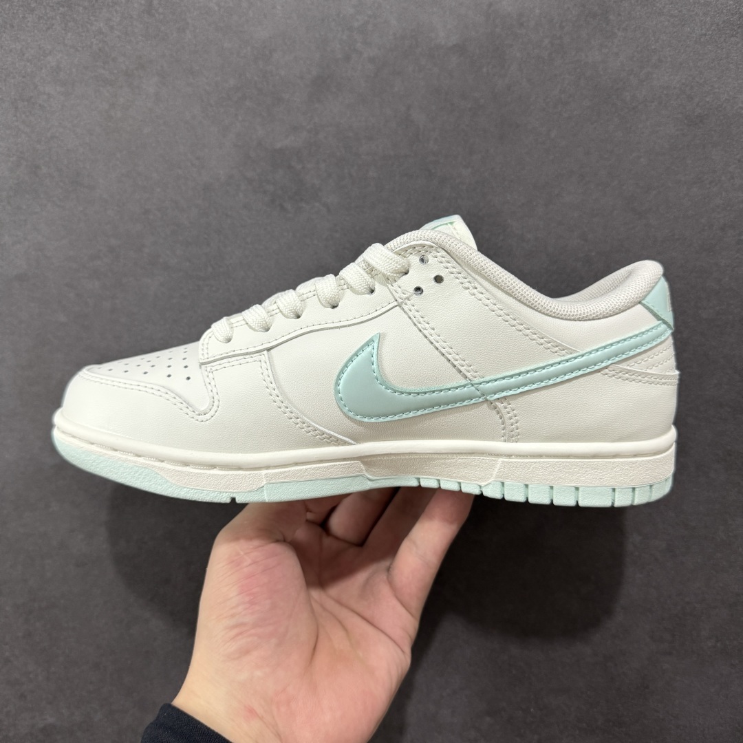 【YC纯原】NK Dunk Low 薄荷曼波 WC0212-017
当杏仁奶白拥抱一缕薄荷蓝的风,
