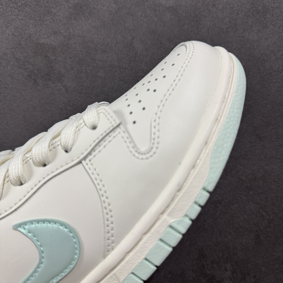 【YC纯原】NK Dunk Low 薄荷曼波 WC0212-017
当杏仁奶白拥抱一缕薄荷蓝的风,
