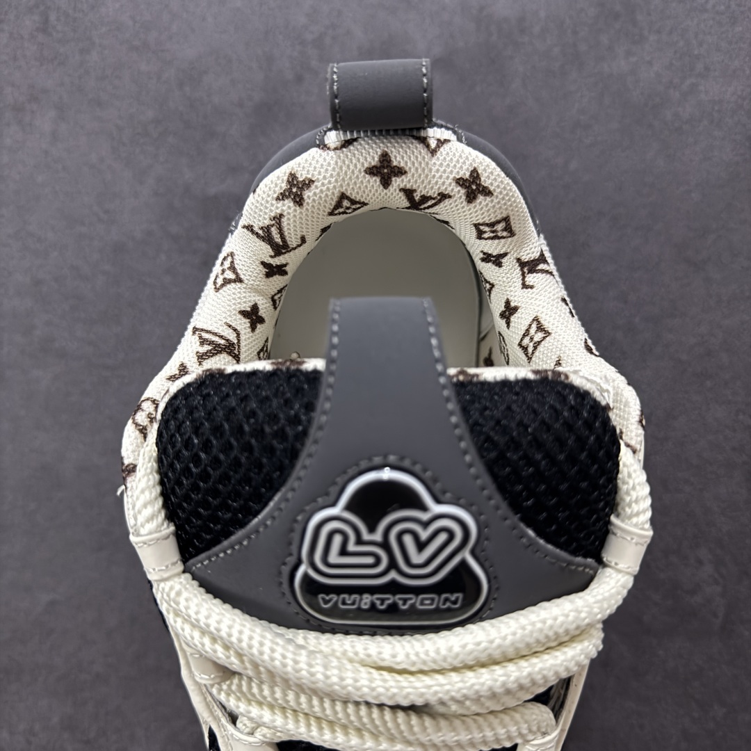 图片[7]-【原装礼盒版】Louis Vuitton SKATE lv路易威登系带时装走秀运动时尚板鞋 外贸零售特供批次 2023全新纸板数据 印花高频效果碾压市面 市售天花板产物 耗时半年巨作 全套原厂新版原纸板楦头开发 原厂特供皮料加持 市场所有版本中综合最强的货品 GD实力大厂出品 全网最全配色更新最快 最成熟的做工稳定的品控 完美鞋型超高的清洁度 零毛边线头瑕疵 全套原楦原纸版原鞋开模 全网最具灵魂的版型 正确原装黄色鞋盒 正确中底印花 鞋面印花3D高频深度立体 全鞋电脑针车 紧密相连 针距密度一致 环保乳胶注塑鞋垫 厚度脚感还原原版 皮面裁剪部位 统一油边封口工艺 原装橡胶大底含胶量大底组合零偏差 专柜全套包装 防尘袋 说明书 质保卡 男女鞋 尺码：35 36 37 38 39 40 41 42 43 44 45 46 47-选品中心