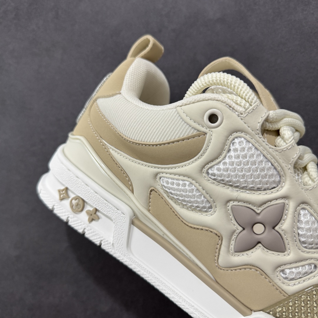 图片[6]-【原装礼盒版】Louis Vuitton SKATE lv路易威登系带时装走秀运动时尚板鞋 外贸零售特供批次 2023全新纸板数据 印花高频效果碾压市面 市售天花板产物 耗时半年巨作 全套原厂新版原纸板楦头开发 原厂特供皮料加持 市场所有版本中综合最强的货品 GD实力大厂出品 全网最全配色更新最快 最成熟的做工稳定的品控 完美鞋型超高的清洁度 零毛边线头瑕疵 全套原楦原纸版原鞋开模 全网最具灵魂的版型 正确原装黄色鞋盒 正确中底印花 鞋面印花3D高频深度立体 全鞋电脑针车 紧密相连 针距密度一致 环保乳胶注塑鞋垫 厚度脚感还原原版 皮面裁剪部位 统一油边封口工艺 原装橡胶大底含胶量大底组合零偏差 专柜全套包装 防尘袋 说明书 质保卡 男女鞋 尺码：35 36 37 38 39 40 41 42 43 44 45 46 47-选品中心