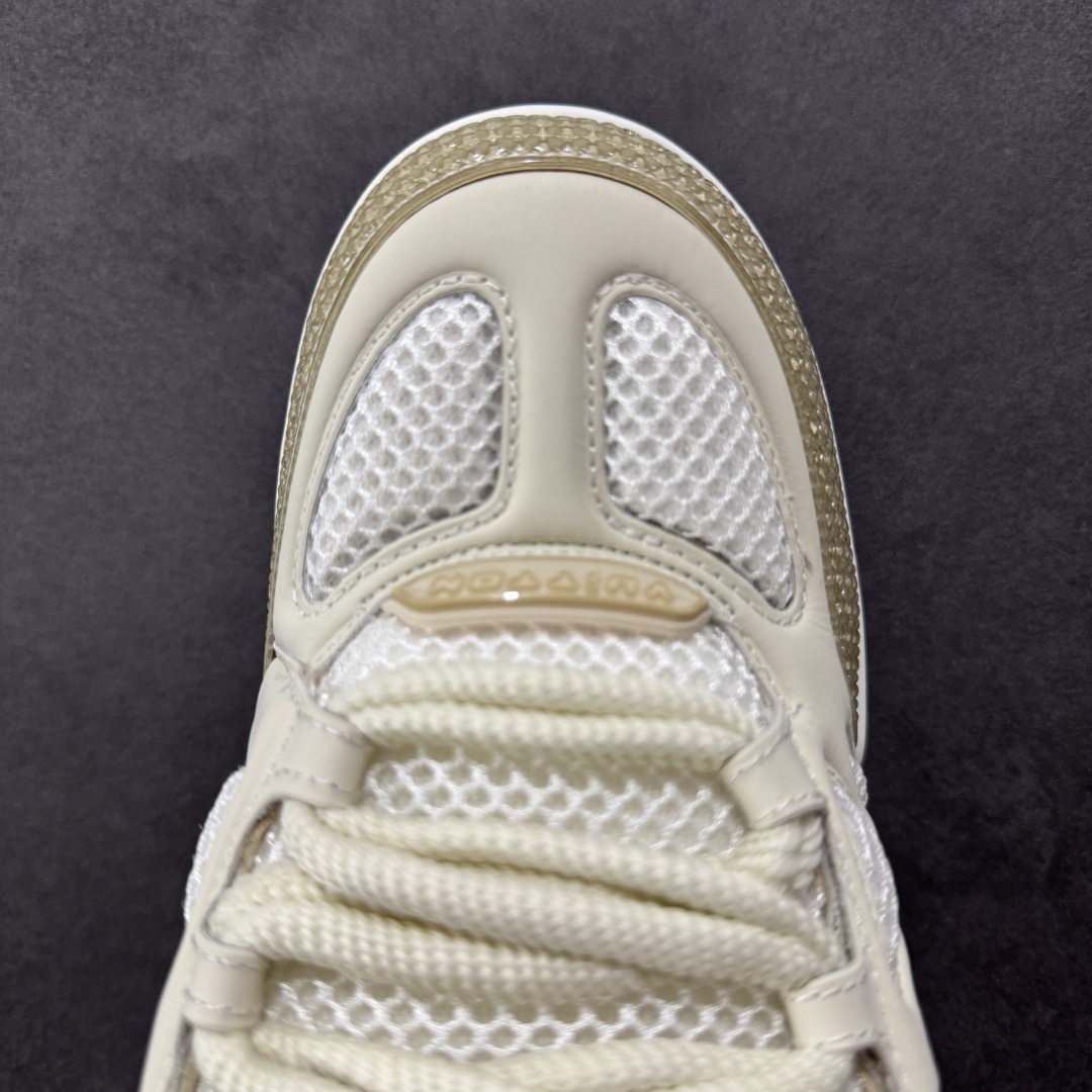 图片[8]-【原装礼盒版】Louis Vuitton SKATE lv路易威登系带时装走秀运动时尚板鞋 外贸零售特供批次 2023全新纸板数据 印花高频效果碾压市面 市售天花板产物 耗时半年巨作 全套原厂新版原纸板楦头开发 原厂特供皮料加持 市场所有版本中综合最强的货品 GD实力大厂出品 全网最全配色更新最快 最成熟的做工稳定的品控 完美鞋型超高的清洁度 零毛边线头瑕疵 全套原楦原纸版原鞋开模 全网最具灵魂的版型 正确原装黄色鞋盒 正确中底印花 鞋面印花3D高频深度立体 全鞋电脑针车 紧密相连 针距密度一致 环保乳胶注塑鞋垫 厚度脚感还原原版 皮面裁剪部位 统一油边封口工艺 原装橡胶大底含胶量大底组合零偏差 专柜全套包装 防尘袋 说明书 质保卡 男女鞋 尺码：35 36 37 38 39 40 41 42 43 44 45 46 47-选品中心