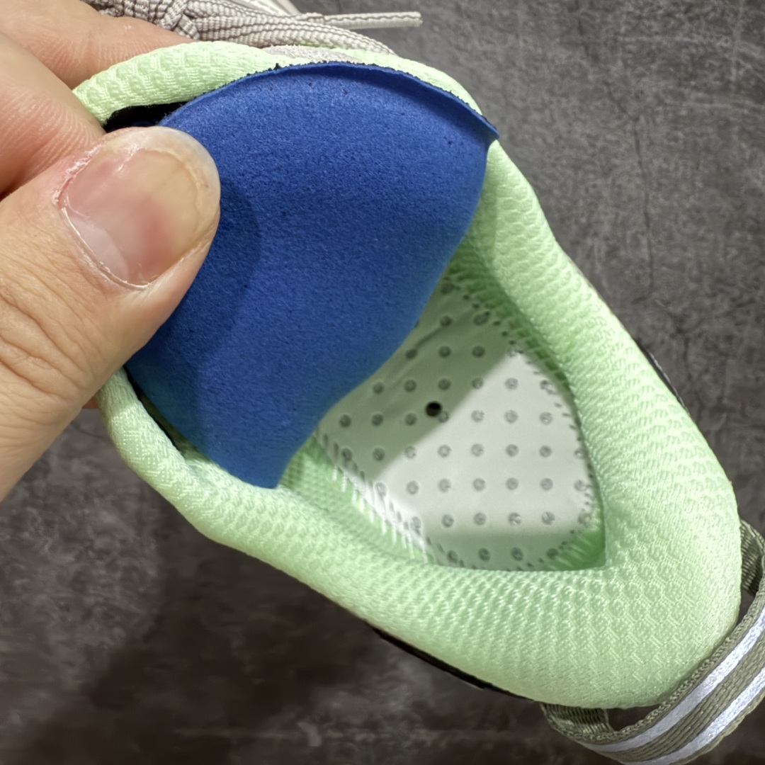 图片[8]-【GX越南版】HOKA ONE ONE Mafate Speed 2 Low 玛法特2代系列低帮轻量户外越野休闲运动慢跑鞋 上脚赞到报爆 轻盈舒适 鞋面采用超轻的无缝架构 轻薄的TPU贴在透气的鞋面材料上 减轻重量同时也保证了支撑性 鞋底采用滚动平衡技术 引导跑者回归自然步态 祖传的神奇EVA材质中底依旧是一如既往地表现优秀 能提供充足的缓震 作为HOKA家的越野跑鞋 VIBRAM 橡胶大底也是必不可少的 即便在复杂湿滑的地形 依旧能有良好的抓地力及稳定性 鞋带采用了弹性不易松脱的扁宽弹性鞋带 前掌与中掌部分也进行了加宽 也更加适合亚洲人的脚型 是一款十分全面且足够强悍的户外硬核越野鞋 日常搭配的话短裤是基本不挑 阔腿裤 工装裤以及各种长筒牛仔裤都可以 尺码：36 36.5 37.5 38 38.5 39 40 40.5 41 42 42.5 43 44 44.5 45-选品中心