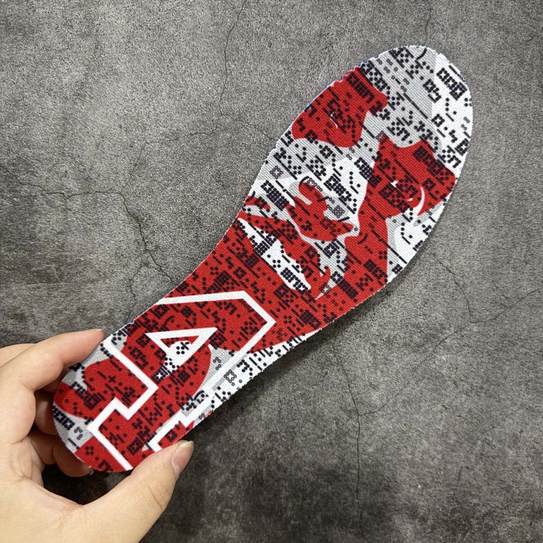 图片[9]-【Star版本】Nike Zoom Kobe 5 Protro \”Zebra\” 白灰斑马 货号：CD4991-003 完美复刻公司货 前掌超大Zoom Turbo气垫 后掌EVA缓震 真正的原汁原味 还原ZP脚感 全身鞋材卡料色独家定制 唯一正确喷漆工艺Swoosh 正确凹凸蛇鳞工艺 正确鞋面渐变效果 内全置真动飞态线 独立原厂模具 最大尺码达到48.5码 首批不拼图大几率过验 亲测已过 支持各种高强度实战 无需担心 上脚价 补货周期极长 脚宽建议买大半码 科比系列前掌偏窄 不影响二次销售 支持七天无理由退换 尺码：40 40.5 41 42 42.5 43 44 44.5 45 45.5 46 47.5 48.5-选品中心