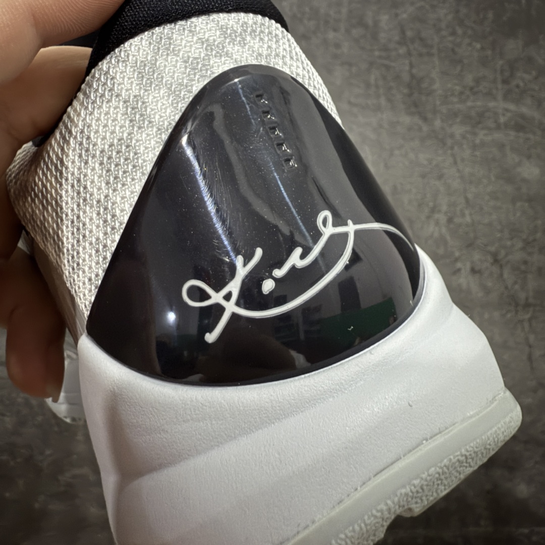图片[2]-【Star版本】Nike Zoom Kobe 5 Protro \”Zebra\” 白灰斑马 货号：CD4991-003 完美复刻公司货 前掌超大Zoom Turbo气垫 后掌EVA缓震 真正的原汁原味 还原ZP脚感 全身鞋材卡料色独家定制 唯一正确喷漆工艺Swoosh 正确凹凸蛇鳞工艺 正确鞋面渐变效果 内全置真动飞态线 独立原厂模具 最大尺码达到48.5码 首批不拼图大几率过验 亲测已过 支持各种高强度实战 无需担心 上脚价 补货周期极长 脚宽建议买大半码 科比系列前掌偏窄 不影响二次销售 支持七天无理由退换 尺码：40 40.5 41 42 42.5 43 44 44.5 45 45.5 46 47.5 48.5-选品中心