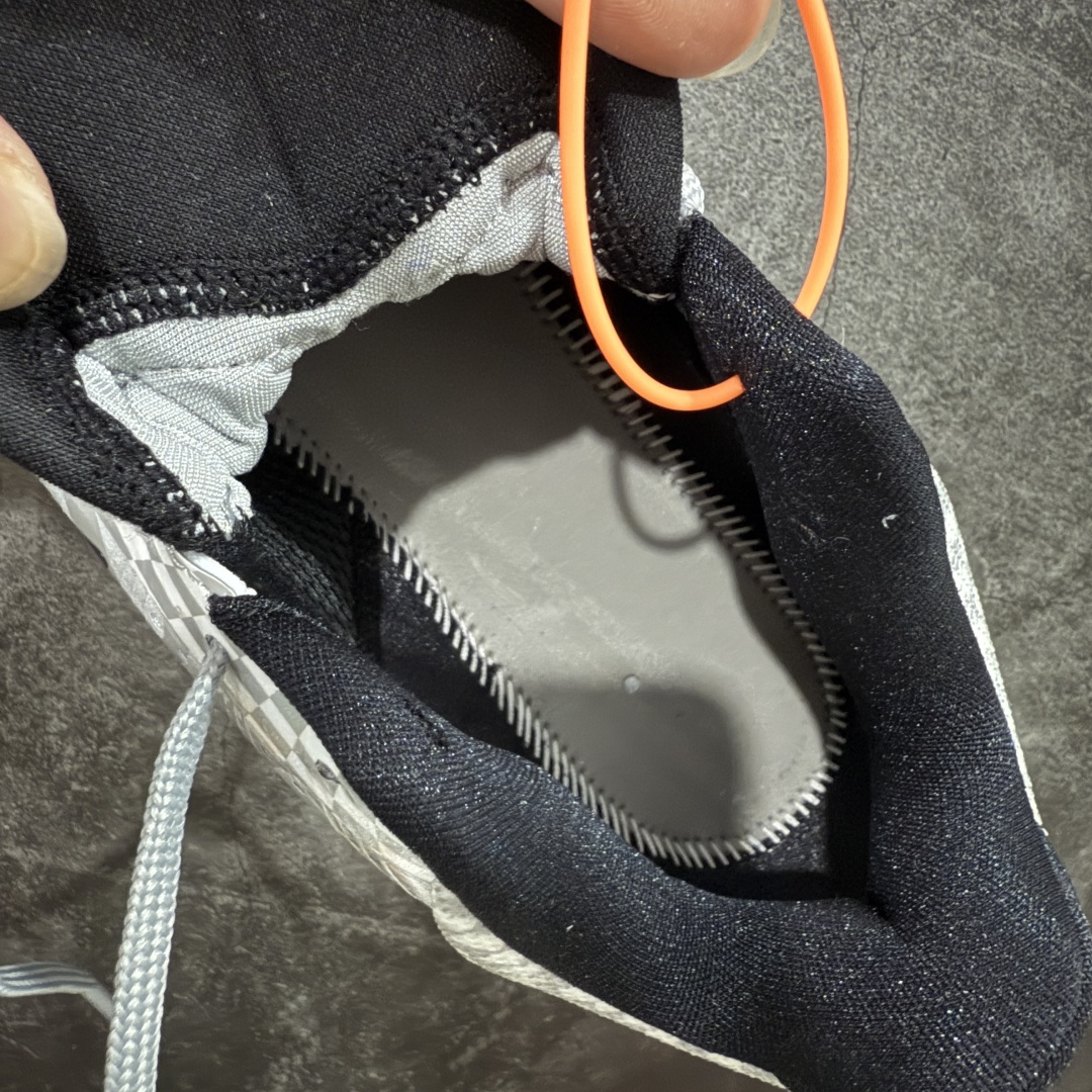 图片[7]-【Star版本】Nike Zoom Kobe 5 Protro \”Zebra\” 白灰斑马 货号：CD4991-003 完美复刻公司货 前掌超大Zoom Turbo气垫 后掌EVA缓震 真正的原汁原味 还原ZP脚感 全身鞋材卡料色独家定制 唯一正确喷漆工艺Swoosh 正确凹凸蛇鳞工艺 正确鞋面渐变效果 内全置真动飞态线 独立原厂模具 最大尺码达到48.5码 首批不拼图大几率过验 亲测已过 支持各种高强度实战 无需担心 上脚价 补货周期极长 脚宽建议买大半码 科比系列前掌偏窄 不影响二次销售 支持七天无理由退换 尺码：40 40.5 41 42 42.5 43 44 44.5 45 45.5 46 47.5 48.5-选品中心