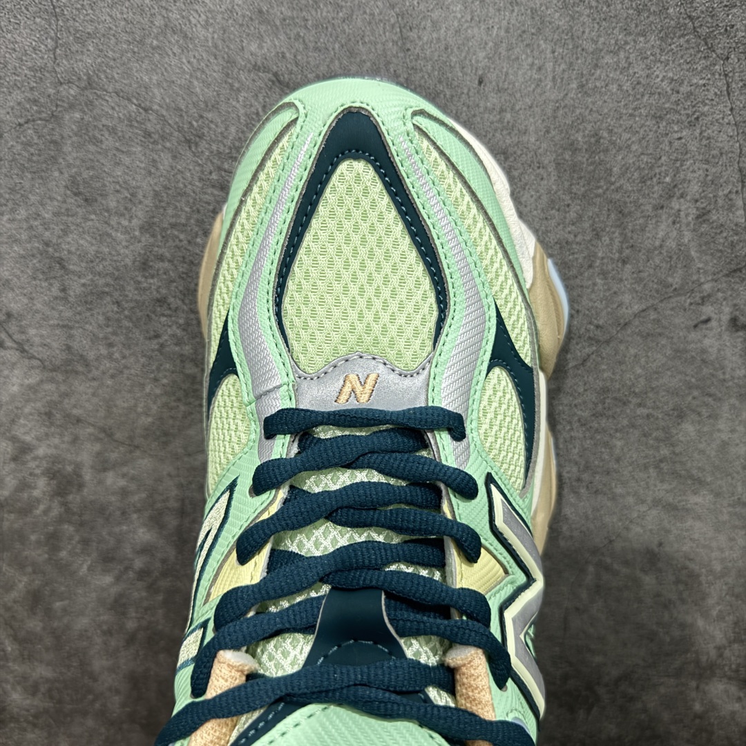 图片[5]-【纯原版】 New Balance NB9060 联名款 复古休闲运动慢跑鞋 黑白色U9060TMA 全套原楦原纸板原厂数据开发 进口三明治网面 原装进口翻毛皮料正确绒感卡色 正确中底拉帮中底网布细节 原厂标裁 带紫光防伪 定制后跟透明水晶模块 冲裁组合 大底贴合程度胶水上色把控完美 整洁度挑战全网艺术家 多道序QC把关品质完善 匠心打造 耗时两个月开发完成 工艺极其复杂难度可想而知 新开独立私模大底 全网唯一正确六层组合大底 高端零售专供产物 尺码：36 37 37.5 38 38.5 39 40 40.5 41 42 42.5 43 44 45 46.5-选品中心