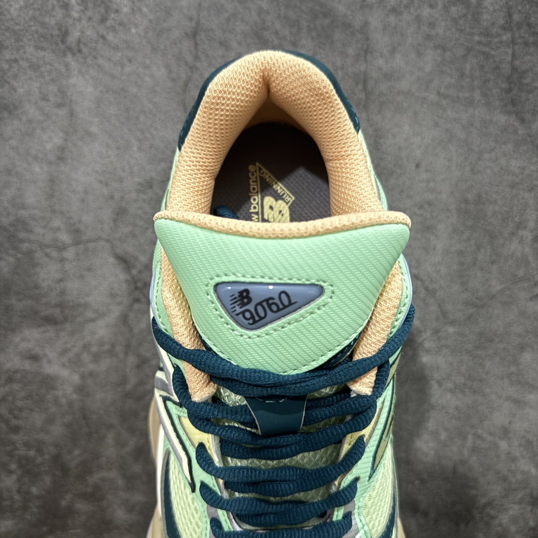 图片[8]-【纯原版】 New Balance NB9060 联名款 复古休闲运动慢跑鞋 黑白色U9060TMA 全套原楦原纸板原厂数据开发 进口三明治网面 原装进口翻毛皮料正确绒感卡色 正确中底拉帮中底网布细节 原厂标裁 带紫光防伪 定制后跟透明水晶模块 冲裁组合 大底贴合程度胶水上色把控完美 整洁度挑战全网艺术家 多道序QC把关品质完善 匠心打造 耗时两个月开发完成 工艺极其复杂难度可想而知 新开独立私模大底 全网唯一正确六层组合大底 高端零售专供产物 尺码：36 37 37.5 38 38.5 39 40 40.5 41 42 42.5 43 44 45 46.5-选品中心