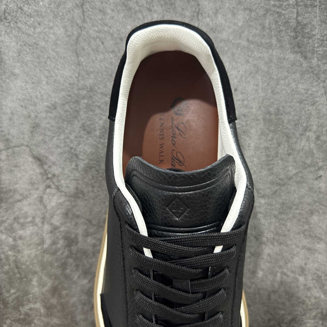 图片[8]-【佛山超A版】Loro Piana LP Tennis Walk Low 生活系列低帮复古百搭德训风休闲运动板鞋 意大利顶级奢侈品牌·诺悠翩雅 这款新款绒面革网球鞋采用超低帮设计 适合全年穿着 并具有防水性能 包边鞋底营造轻松迷人的色彩组合 将功能性与低调个性风格和谐融合 打造都市着装的理想鞋履选择 鞋跟处饰以Kummel色嵌片 柔软小牛皮鞋舌 压印LP徽标 棉质鞋带材质 鞋面：牛剖层绒面革 鞋底：橡胶 衬里：牛皮革 尺码： 39 40 41 42 43 44 45-选品中心