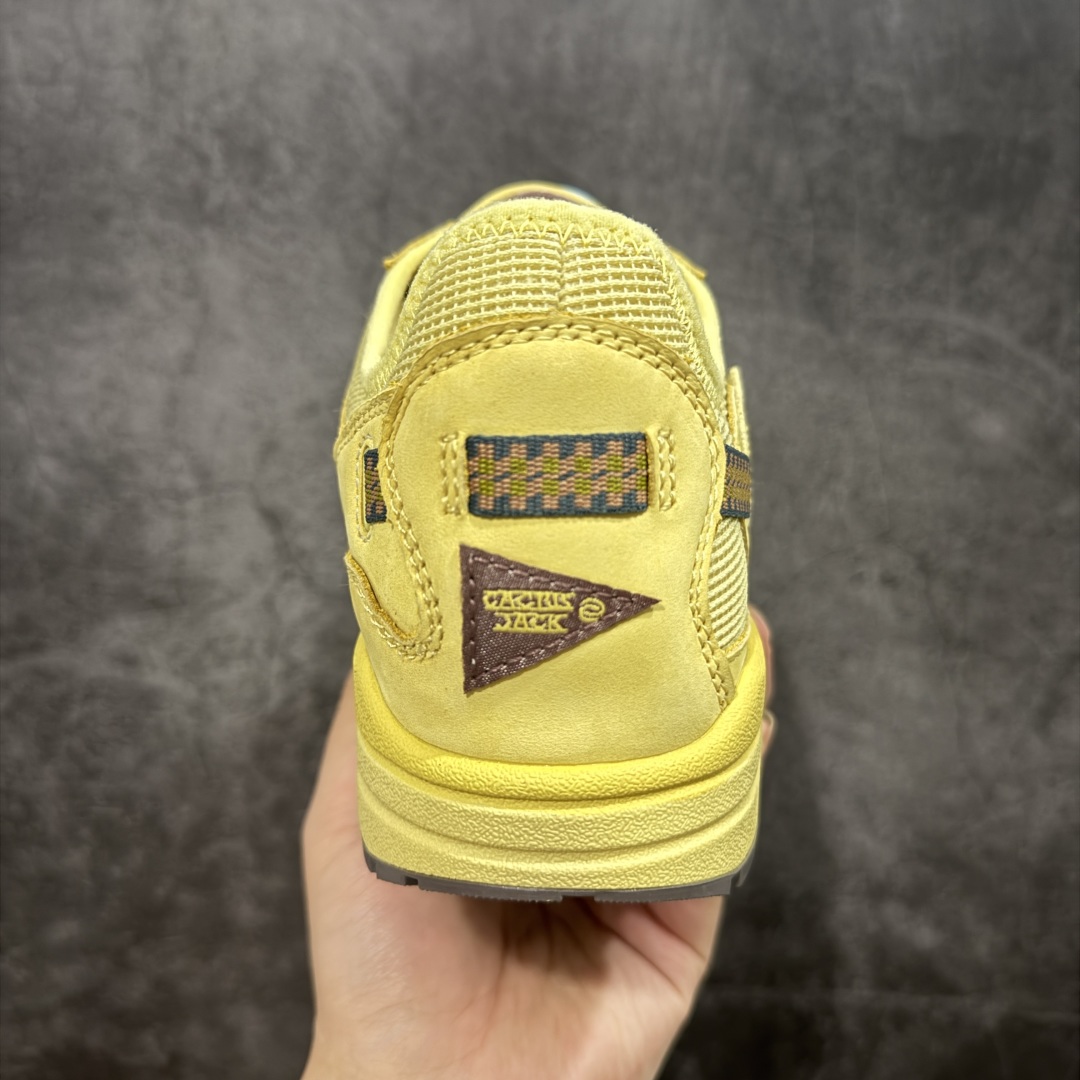 图片[4]-【外贸纯原版】Travis Scott x Nike Air Max 1 \”Saturn Gold\”\’ 复古休闲跑步鞋 小麦色 倒钩 货号：DO9392-700 外贸大厂全新开发出品 多次改良 品质细节完美升级出货 全新原楦档案原纸版数据开发版型 采用同源一致Prime Asia原厂丝光头层磨砂皮革饰片组合原装三明治网布物料 麂皮绒感刷色感十足 原厂材质纯手工复杂串珠效果倒钩子 正确二次成型\’猛帮\’成型工艺❌区别市面版本 升级回弹PU缓震中底材质 全新独家开模底纹橡胶鞋底 尺码：36 36.5 37.5 38 38.5 39 40 40.5 41 42 42.5 43 44 44.5 45 46 47.5（女码后期出货）-选品中心