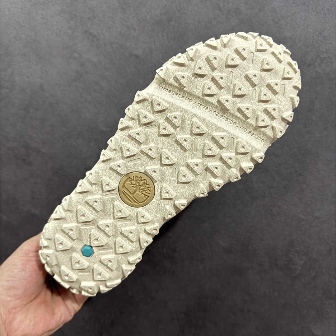 图片[9]-【公司级】Timberland Greenstride Motion 6 添柏岚防滑耐磨低帮户外功能鞋 简约大方的造型设计，给人以随性休闲的时尚格调，穿着舒适轻便，运动灵活自如，满足日常个性穿搭。Timberland户外品牌最早成立于1918年的美国波士顿，它的成功故事就从第一双防水皮靴Yellow Boots开始。这双具备完全防水机能的靴子瞬间广受好评，他那独创又不失古典的款式，以及大胆使用黄色的崭新风格，吸引了广大消费者的目光。现今仍不改其原有风貌的这双黄靴，就是火遍全球的“大黄靴”。Timberland的高端工艺、实穿耐用等特点让他拥有绝对鞋界地位。 尺码：40 41 41.5 42 43 43.5 44 44.5 45 45.5 46-选品中心