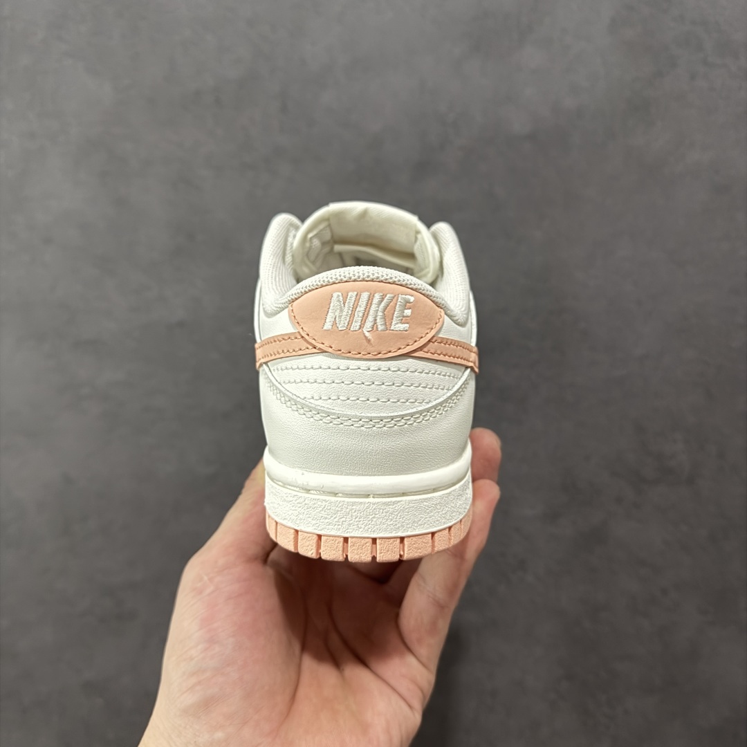 
【YC纯原】NK Dunk Low 桃之夭夭 W-015 
当夏风佛过针脚，Swoosh 便成了枝头颤
