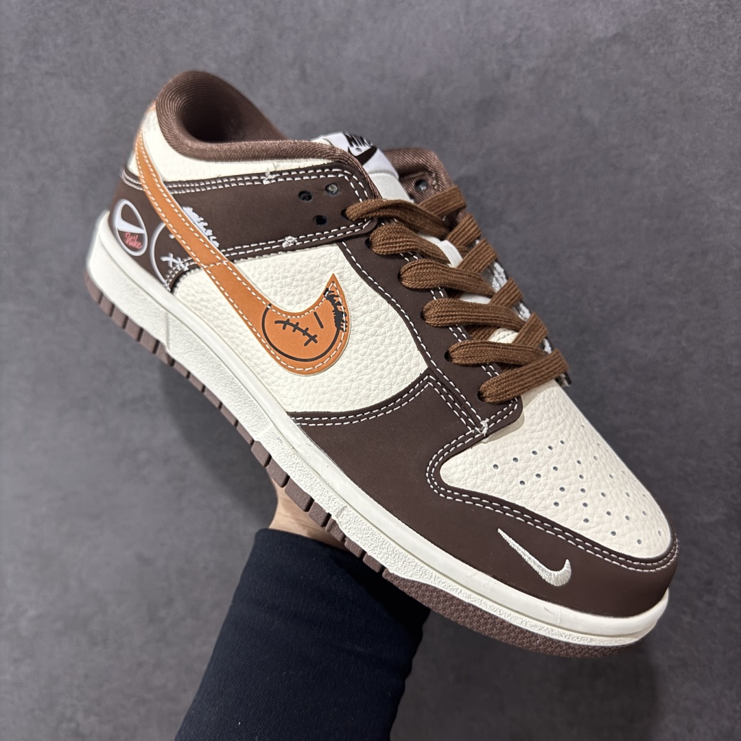 图片[3]-【定制版】Nike SB Dunk Low 深棕鬼脸 周年高端定制 低帮休闲板鞋 KK1333-034  原楦头原纸板 原装鞋盒 定制五金配件 内置全掌气垫 原厂鞋底  尺码：36 36.5 37.5 38 38.5 39 40 40.5 41 42 42.5 43 44 44.5 45-选品中心