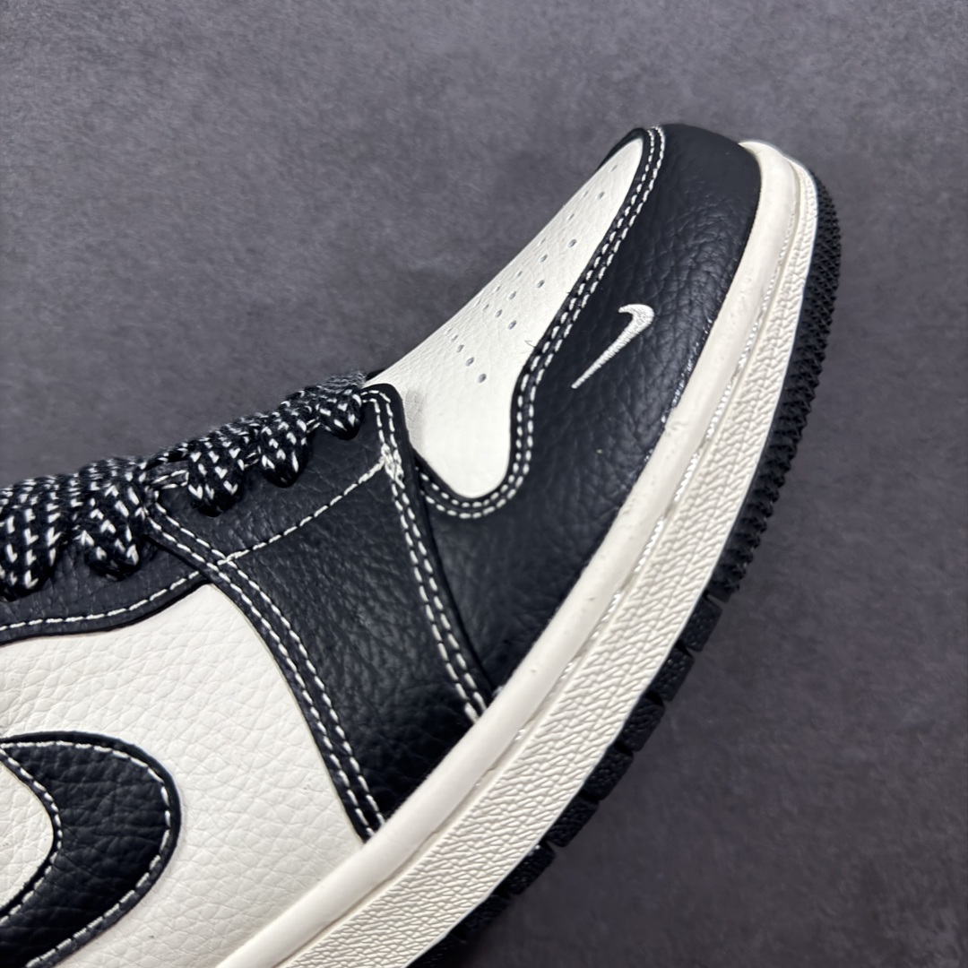 图片[5]-【定制版】Air Jordan 1 Low AJ1乔1低帮北面联名同步官方配色 市场唯一独家头层皮打造 原鞋原档案开发 原厂皮料 原档冲孔鞋头 正确满胶鞋垫 四线拉帮 原厂织唛标 鞋舌高弹海绵填充 货号：XX2418-018 尺码：36 36.5 37 38 38.5 39 40 40.5 41 42 42.5 43 44 44.5 45-选品中心