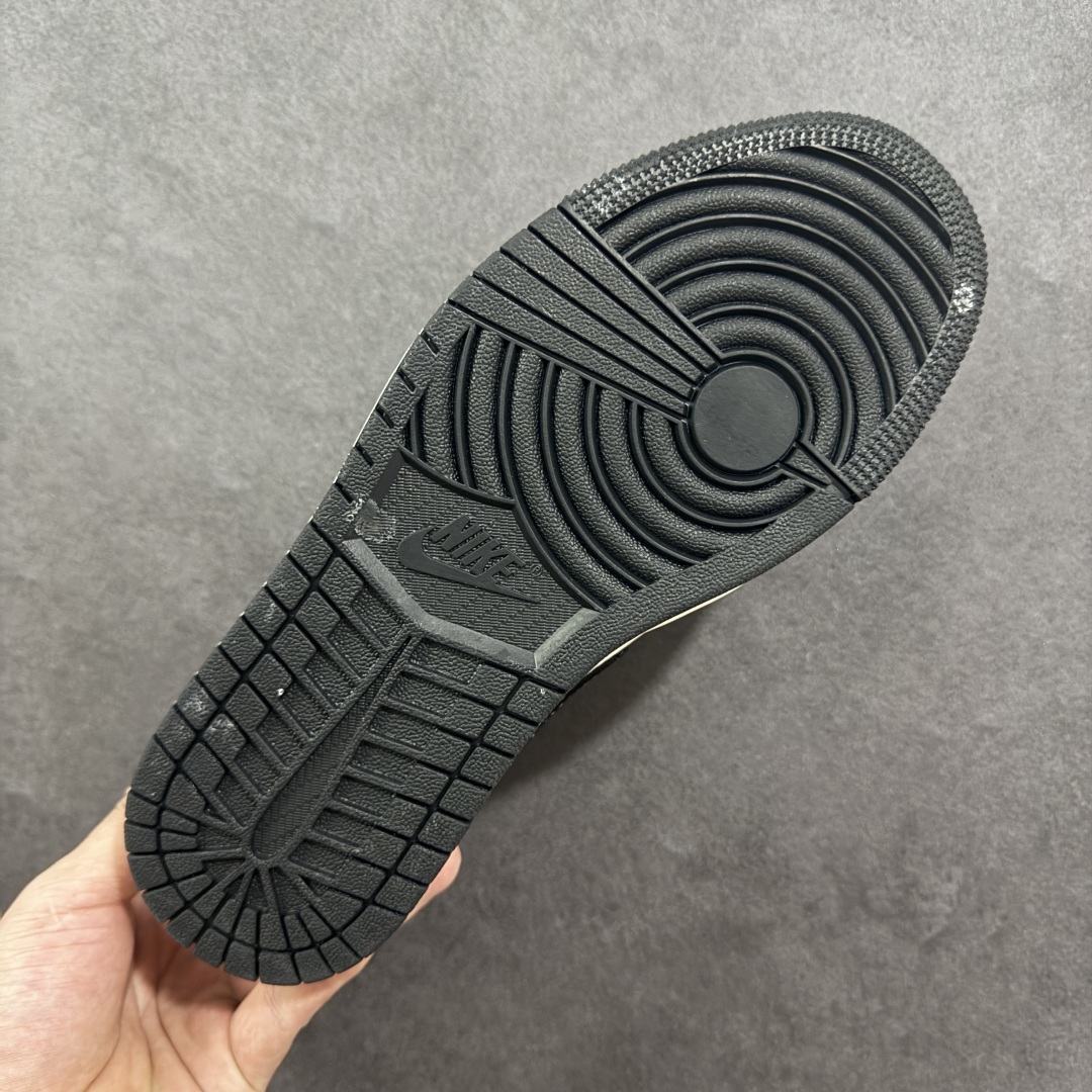 图片[9]-【定制版】Air Jordan 1 Low AJ1乔1低帮北面联名同步官方配色 市场唯一独家头层皮打造 原鞋原档案开发 原厂皮料 原档冲孔鞋头 正确满胶鞋垫 四线拉帮 原厂织唛标 鞋舌高弹海绵填充 货号：XX2418-018 尺码：36 36.5 37 38 38.5 39 40 40.5 41 42 42.5 43 44 44.5 45-选品中心