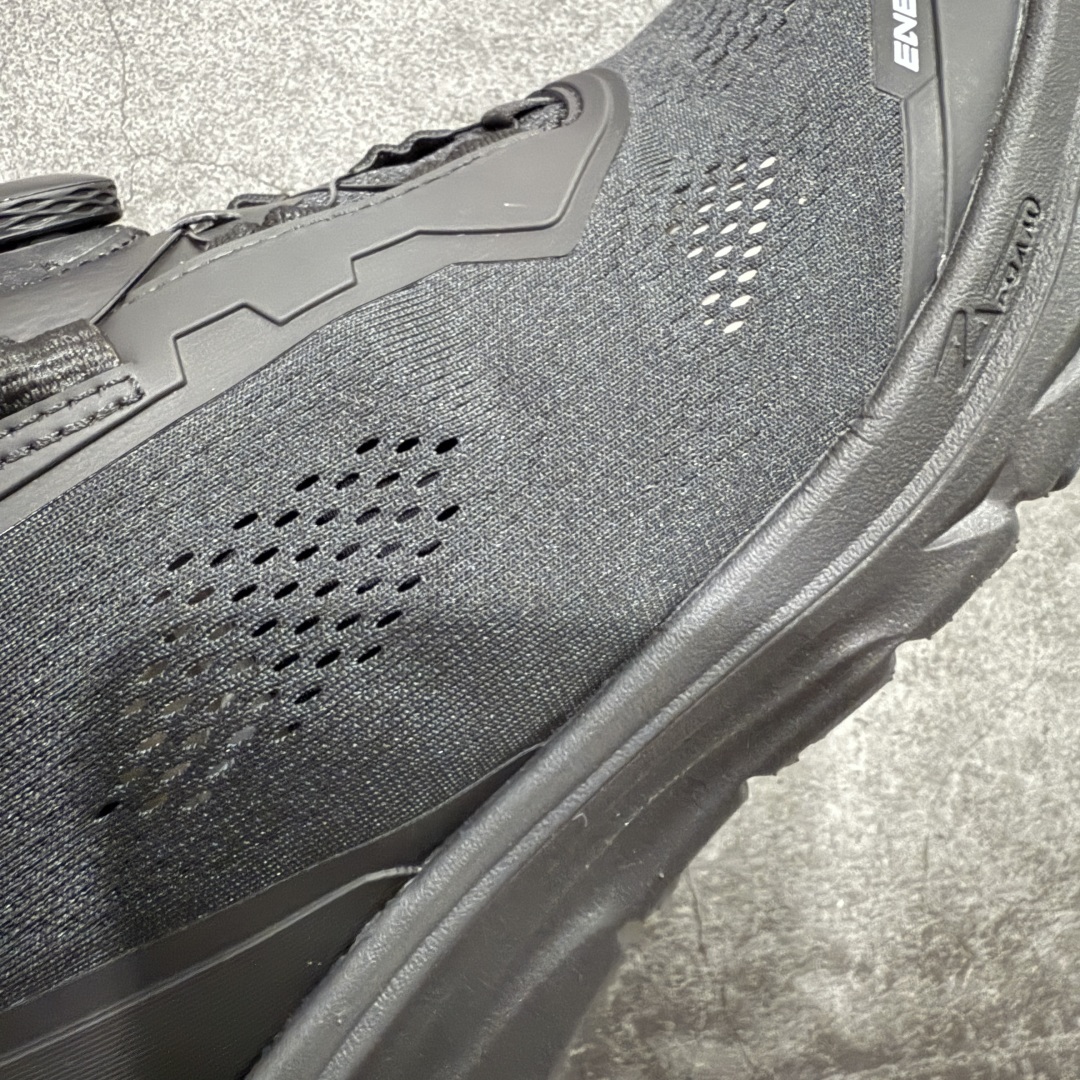   
【莞顶礼盒版】迪桑特Descente Running Boa“黑武士”
·佛山大厂出品 99%还原