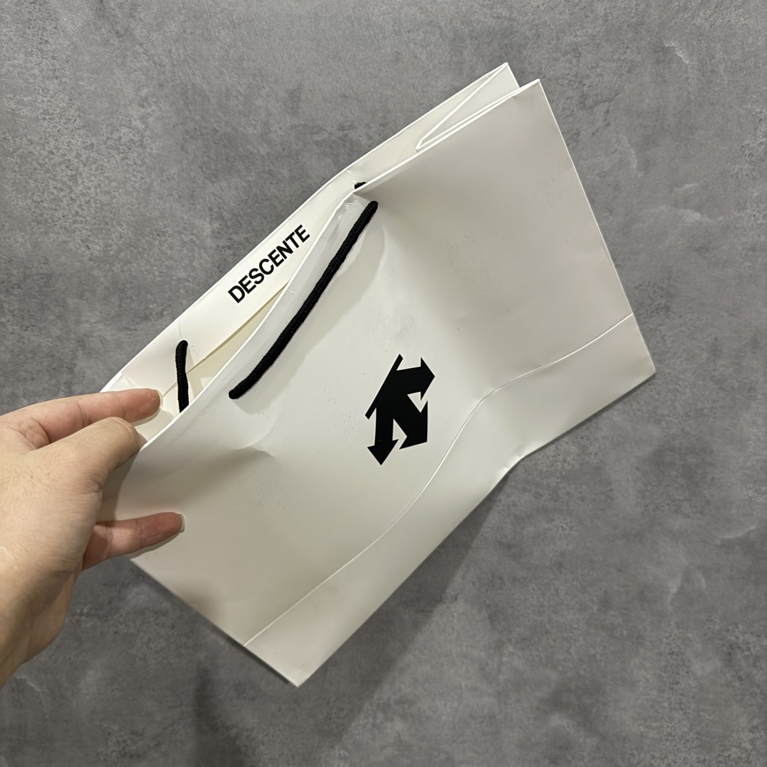   
【莞顶礼盒版】迪桑特Descente Running Boa“黑武士”
·佛山大厂出品 99%还原