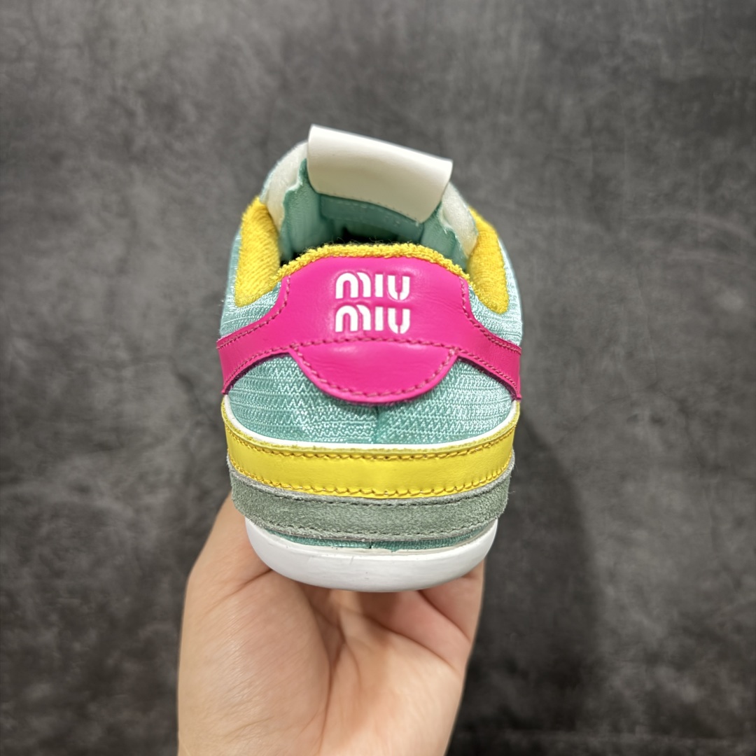 图片[4]-【HZ渠道纯原】MIU MIU缪缪 Gymnasium 绒面革 圆头系带 薄底鞋 低帮 生活休闲鞋 女款 黄绿色 私人订单 原版开发打造 区别市场所有版本 一切细节均对标原版 皮料 面料 大底均与原版对比无差别 无任何色差 欢迎对比 市场最高版 尺码：36-44-选品中心