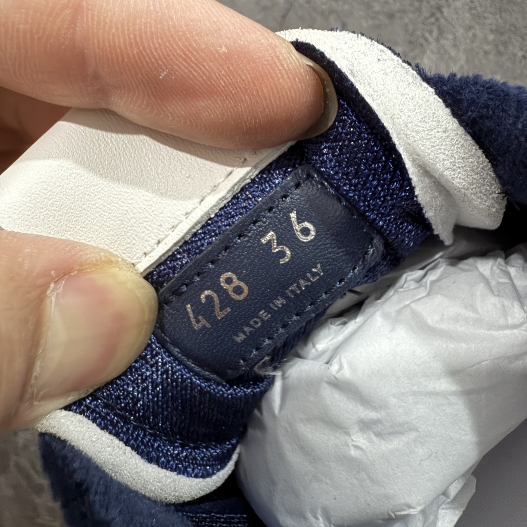 图片[6]-【HZ渠道纯原】MIU MIU缪缪 Gymnasium 绒面革 圆头系带 薄底鞋 低帮 生活休闲鞋 女款 蓝红色 私人订单 原版开发打造 区别市场所有版本 一切细节均对标原版 皮料 面料 大底均与原版对比无差别 无任何色差 欢迎对比 市场最高版 尺码：36-44-选品中心