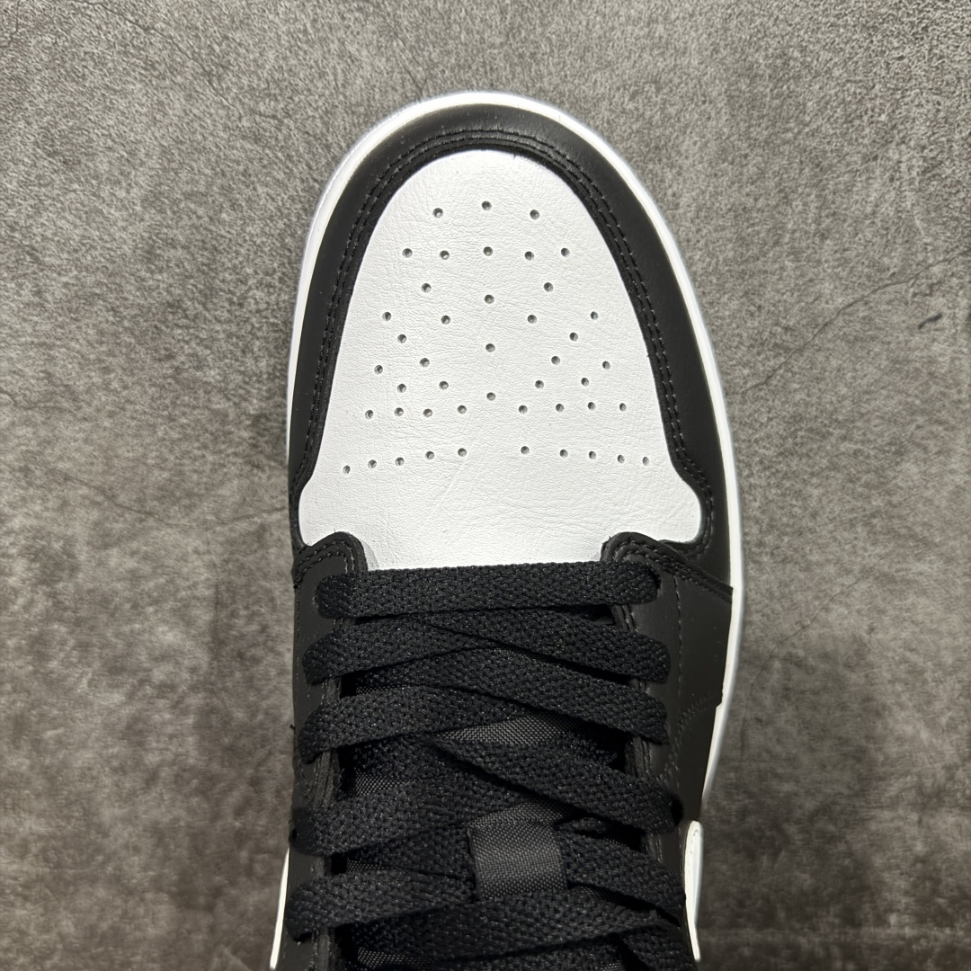 图片[5]-【小dt版本】Air Jordan AJ1 Low 低帮 黑白 553558-043 全新流水线出品 DT版本唯一平替选择 市场第二梯队最强版 全部原鞋开发 原楦原纸板开发 全鞋电脑针车 原厂内置全掌气垫 原盒内在原标 唯一Zp原版鞋带绑法 免检产品 全新2022版型 全头层皮料 完美零毛边处理 原厂配置全掌气垫 价格定位良心 尺码：36 36.5 37.5 38 38.5 39 40 40.5 41 42 42.5 43 44 44.5 45 46-选品中心