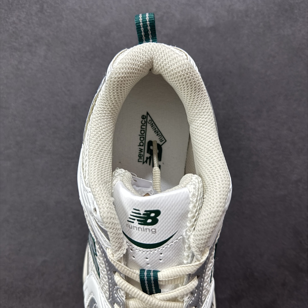 图片[7]-【K8版本】New Balance NB530 新百伦复古透气跑步鞋 抛弃过往以皮革为主的人气轮廓 以极具复古风范的跑鞋外观呈现 设计上全鞋以简约清爽的纯白色作基底 鞋身覆盖大面积织物网眼材质 并于鞋头、鞋带孔眼片等细节处点缀对比鲜明的反光银镀层凸显 鞋舌、侧身等位置则辅以一贯的「N」字标志和品牌徽标彰显身份 最后通过搭载的 ABZORB 缓震中底完善整体造型 货号：MR530SX 尺码：36-45带半码-选品中心