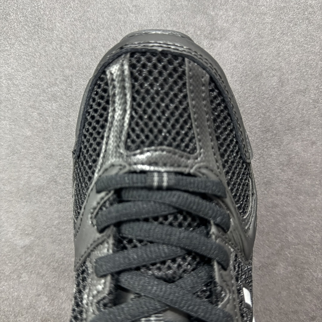 图片[8]-【K8版本】New Balance NB530 新百伦复古透气跑步鞋 抛弃过往以皮革为主的人气轮廓 以极具复古风范的跑鞋外观呈现 设计上全鞋以简约清爽的纯白色作基底 鞋身覆盖大面积织物网眼材质 并于鞋头、鞋带孔眼片等细节处点缀对比鲜明的反光银镀层凸显 鞋舌、侧身等位置则辅以一贯的「N」字标志和品牌徽标彰显身份 最后通过搭载的 ABZORB 缓震中底完善整体造型 货号：MR530FB1 尺码：36-45带半码-选品中心