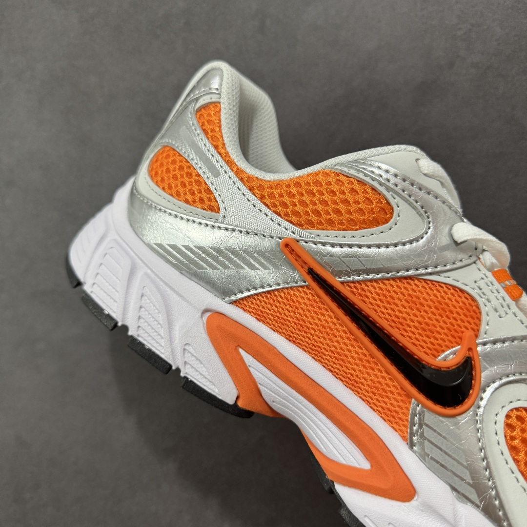 图片[6]-【纯原版】NK V5 RNR系列 夏季透气舒适百搭防滑耐磨低帮网面跑步鞋 目前市售最高品质 千禧年复古Y3K风格舒适百搭跑步鞋 融合了复古与现代设计元素，轻量化设计，鞋面采用透气网眼材料，搭配轻质泡沫中底，缓震舒适，适合日常通勤或轻量级徒步，可以满足日常穿搭的同时，还兼容户外徒步功能 货号：HJ5228-800 尺码：36 36.5 37.5 38 38.5 39 40 40.5 41 42 42.5 43 44 44.5 45-选品中心