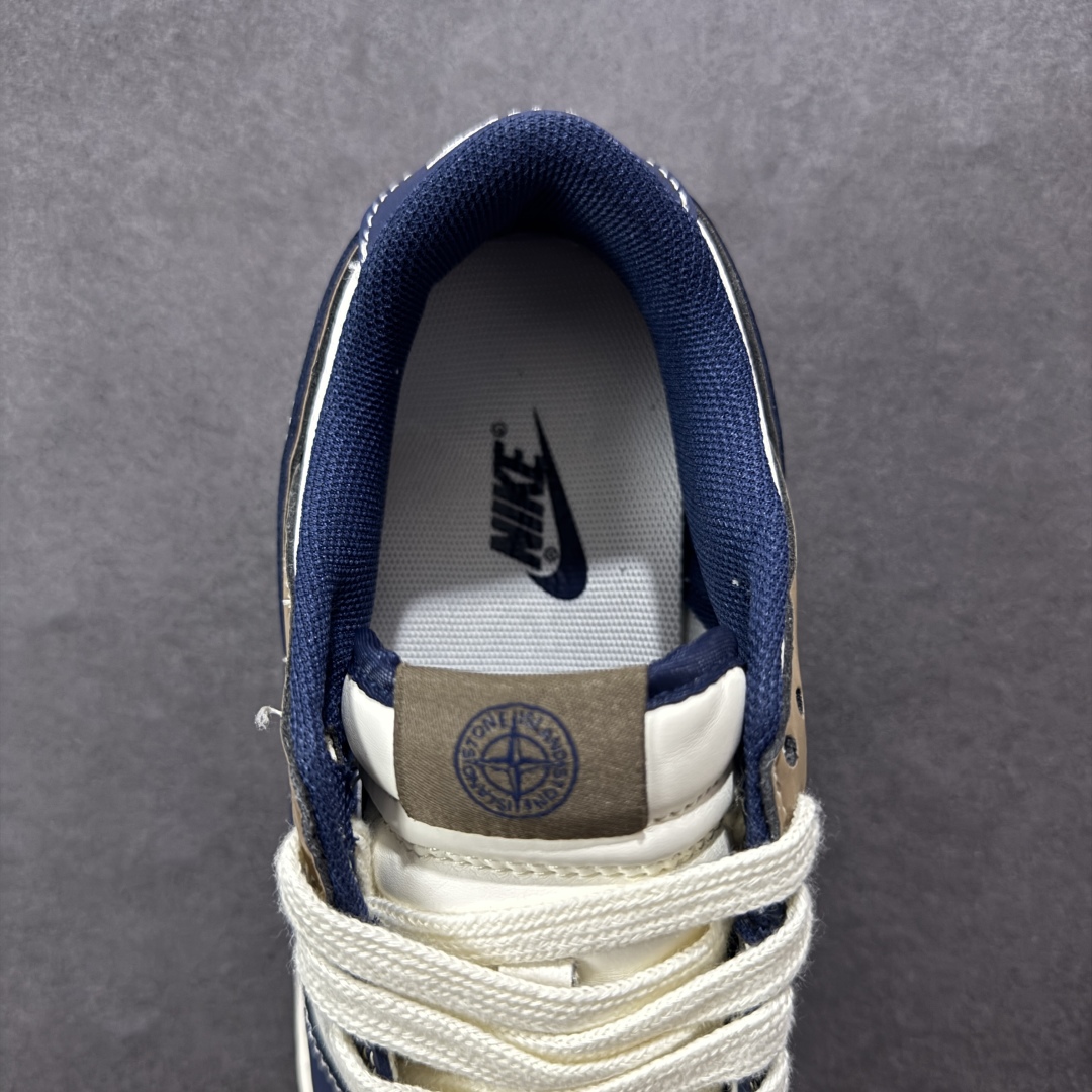 图片[7]-【定制版】NIKE SB Dunk Low x Stone Island 米蓝棕 公司级出品 极力推荐 原装头层材料 独家版型蒸餾加工 帶來的是更好的视觉和脚感体验 大厂纯原品质出货 清洁度 电绣工艺 皮料切割干净无任何毛边 细节完美 货号：XX9917 017 尺码： 36 36.5 37.5 38 38.5 39 40 40.5 41 42 42.5 43 44 44.5 45-选品中心