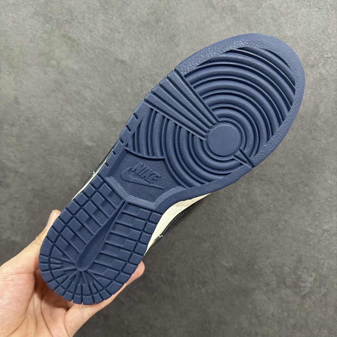 图片[9]-【定制版】NIKE SB Dunk Low x Stone Island 米蓝棕 公司级出品 极力推荐 原装头层材料 独家版型蒸餾加工 帶來的是更好的视觉和脚感体验 大厂纯原品质出货 清洁度 电绣工艺 皮料切割干净无任何毛边 细节完美 货号：XX9917 017 尺码： 36 36.5 37.5 38 38.5 39 40 40.5 41 42 42.5 43 44 44.5 45-选品中心