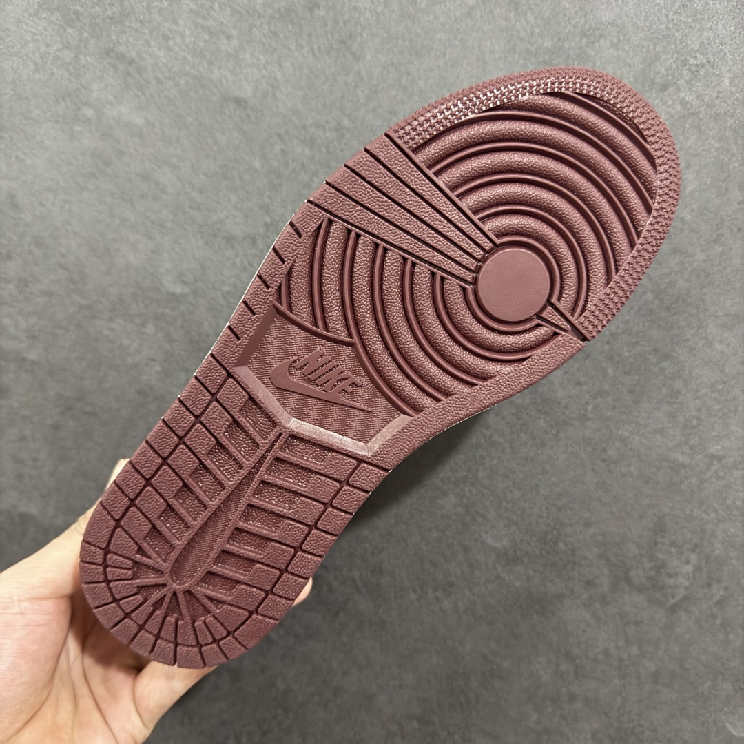 图片[9]-【定制版】Air Jordan 1 Retro Low x The North Face 白酒红小钩 官方同步新色 原装级产物 拒绝公底 立体鞋型 细节完美 高清洁度 购置公司同步原材料 原汁原味 忠于原版 货号：XX2422 022 尺码：36 36.5 37.5 38 38.5 39 40 40.5 41 42 42.5 43 44 44.5 45-选品中心